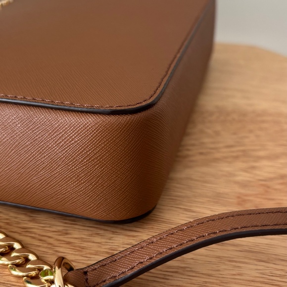 Michael Kors Jet Set Item  EW Crossbody - Picture 7 of 14